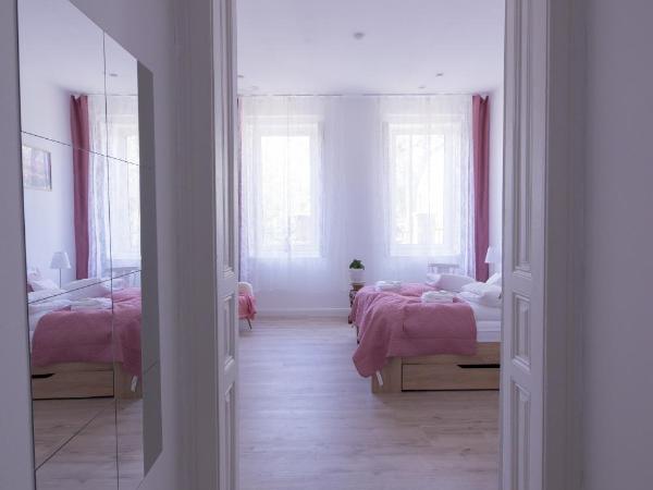 Wagner Villa 902 with free private parking : photo 2 de la chambre chambre double avec salle de bains privative