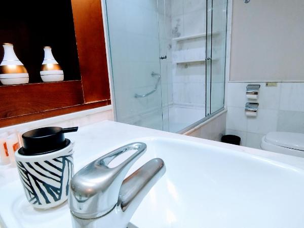 LuXXoR - Hotel Mrc GRAND PLAZA - Av Paulista - Deluxe king Studio Veranda - BATH SPA - Executive Class : photo 6 de la chambre studio avec balcon