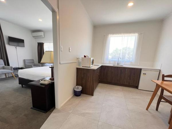 Alpers Lodge & Conference Centre : photo 6 de la chambre chambre lit king-size