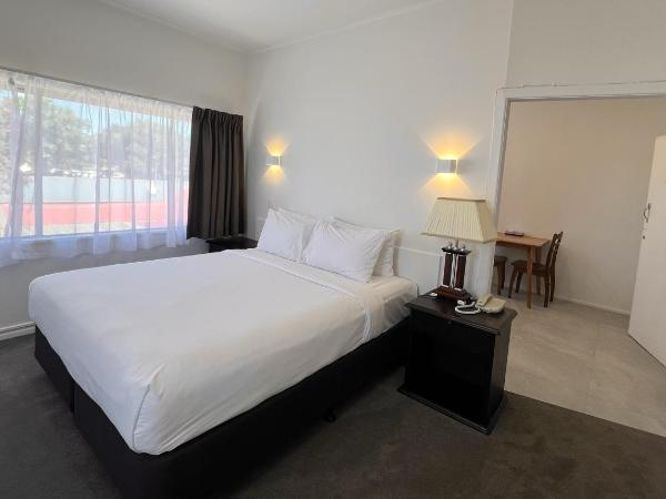 Alpers Lodge & Conference Centre : photo 4 de la chambre chambre lit king-size