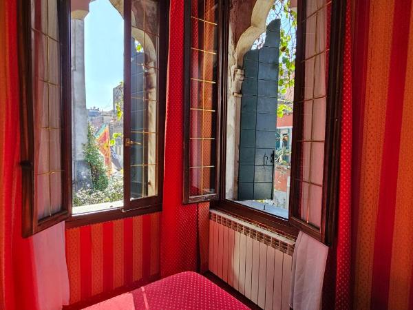 Hotel Messner : photo 4 de la chambre chambre double ou lits jumeaux supérieure - vue sur jardin