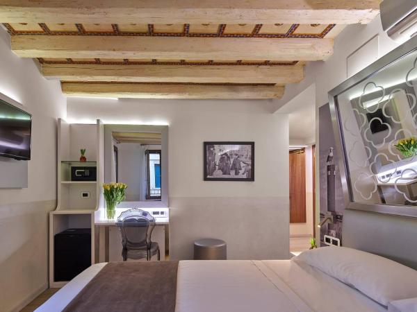 UNAHOTELS Ala Venezia-Adults 16 : photo 3 de la chambre chambre double supérieure