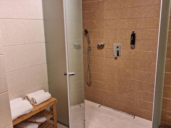 Duna Garden Hotel : photo 9 de la chambre chambre double supérieure