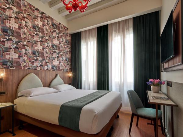 UNAHOTELS Ala Venezia-Adults 16 : photo 6 de la chambre chambre double supérieure