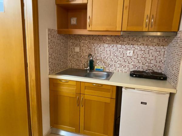 Aristea Hotel : photo 4 de la chambre studio Économique - niveau inférieur