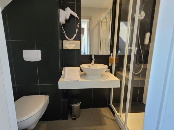 Hôtel Port Haliguen : photo 5 de la chambre chambre familiale - côté mer