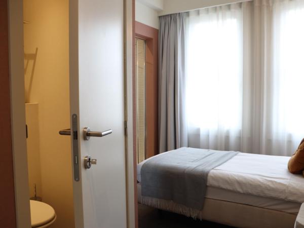 Leopold Hotel Ostend : photo 3 de la chambre petite chambre simple cosy