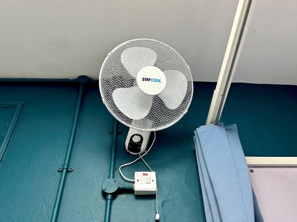 Smart Russell Square Hostel : photo 8 de la chambre chambre double avec salle de bains privative