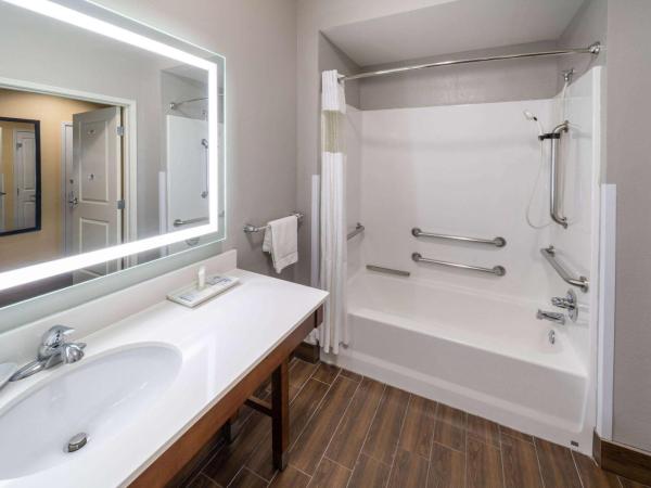 La Quinta by Wyndham Houston NW Beltway8/WestRD : photo 3 de la chambre chambre 2 lits queen-size - accessible aux personnes à mobilité réduite/malentendantes - non-fumeurs