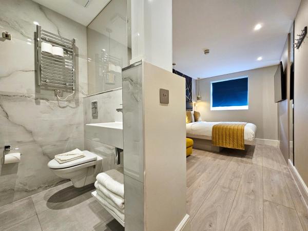 NOX Hyde Park : photo 3 de la chambre chambre familiale