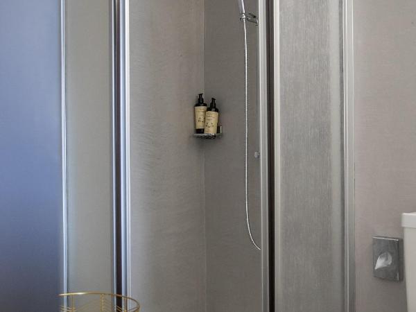 Vista Lakefront Boutique Hotel : photo 7 de la chambre chambre lits jumeaux premium avec balcon - vue sur lac