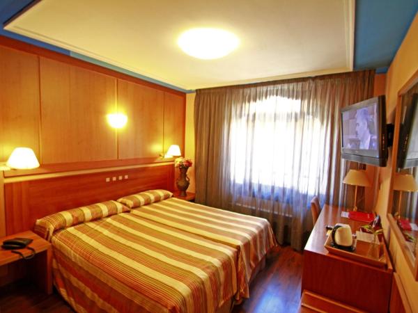 Hotel Paris Centro : photo 2 de la chambre chambre double ou lits jumeaux