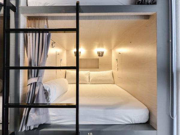 The Cube Hostel Silom : photo 3 de la chambre lit double cube dans dortoir mixte 