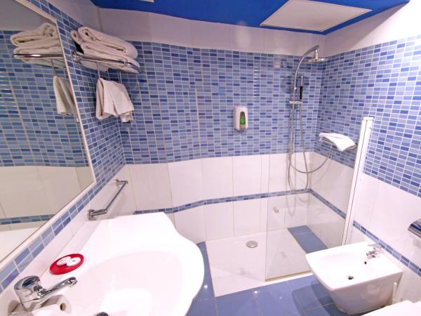 Hotel Paris Centro : photo 4 de la chambre chambre double ou lits jumeaux