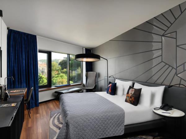 Hotel Clark Budapest - Adults Only : photo 1 de la chambre chambre double - vue sur château