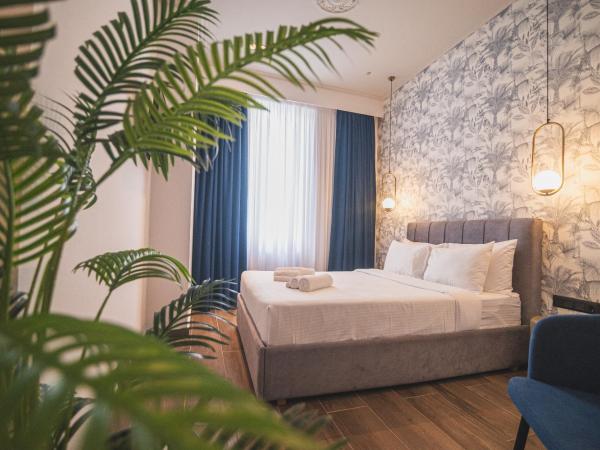 Downtown Suites by Athens Tower Hotel : photo 10 de la chambre junior suite with balcony & city view