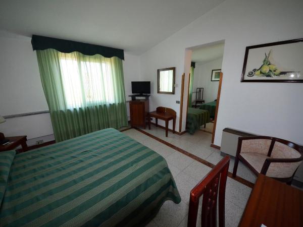 Hotel Villa d'Amato : photo 2 de la chambre chambre quadruple Économique