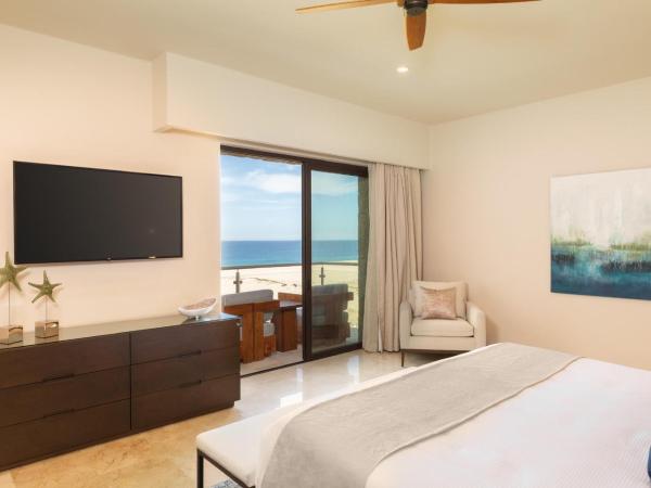 Beachfront 2 Bdrm Condo in Exclusive Diamante Golf : photo 3 de la chambre appartement - vue sur mer