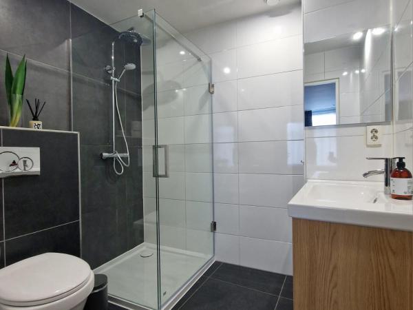 Six Boutique Hotel : photo 10 de la chambre chambre quadruple