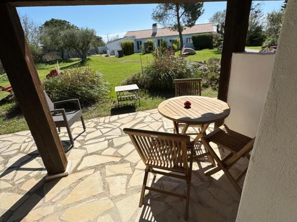 Mas Des Salicornes : photo 9 de la chambre chambre triple supérieure