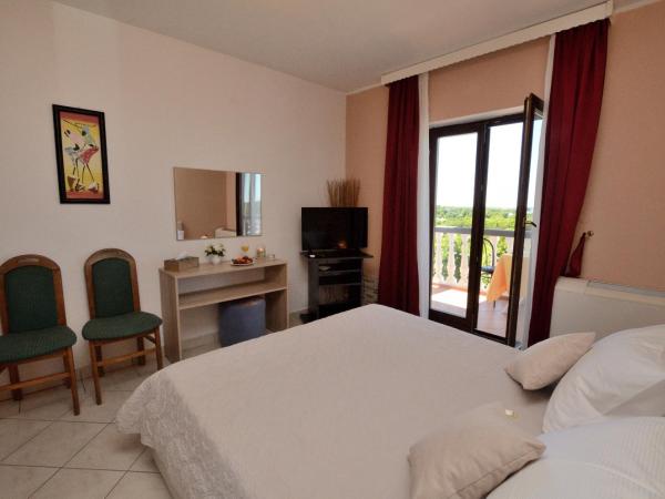 Rooms Aura : photo 5 de la chambre chambre double standard