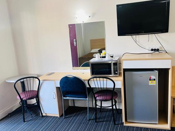 Jacksons Motor Inn : photo 2 de la chambre studio familial