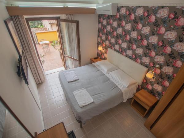 Hotel Francesco : photo 6 de la chambre chambre double ou lits jumeaux supérieure avec terrasse