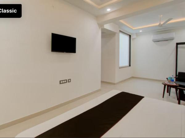 Hotel Giriraj Palace : photo 3 de la chambre chambre deluxe