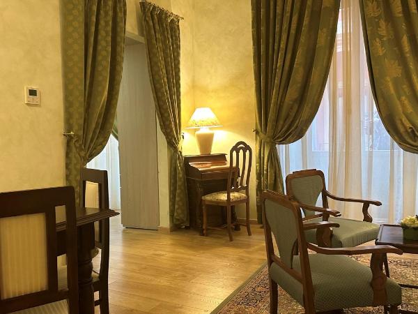 Hotel Roma : photo 7 de la chambre suite