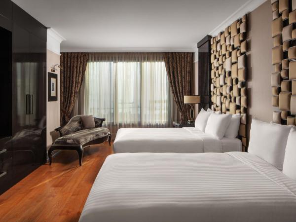 Istanbul Marriott Hotel Pendik : photo 8 de la chambre suite with two queen beds and sea view - club level