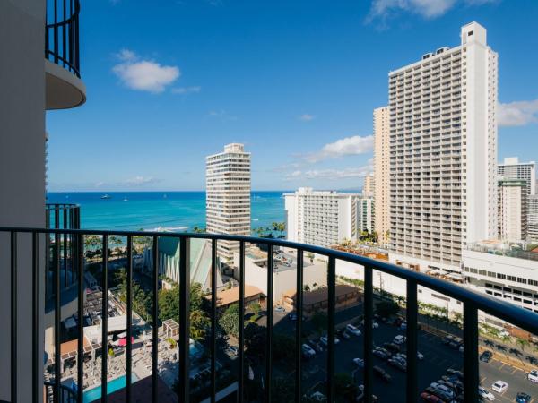 Waikiki Beach Marriott Resort & Spa : photo 4 de la chambre chambre avec vue sur océan