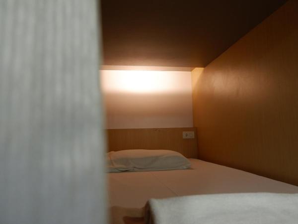 18 Coins Budget Hotel : photo 8 de la chambre dortoir mixte de 6 lits