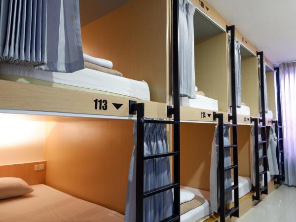 18 Coins Budget Hotel : photo 2 de la chambre lit superposé dans dortoir mixte