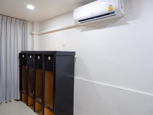 18 Coins Budget Hotel : photo 10 de la chambre dortoir mixte de 4 lits