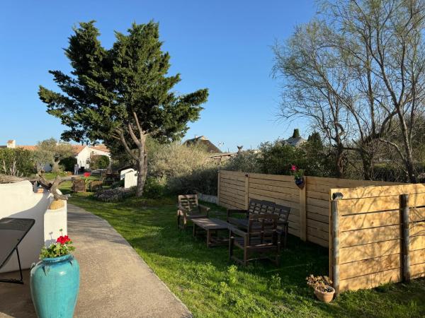 Mas Des Salicornes : photo 5 de la chambre chambre familiale