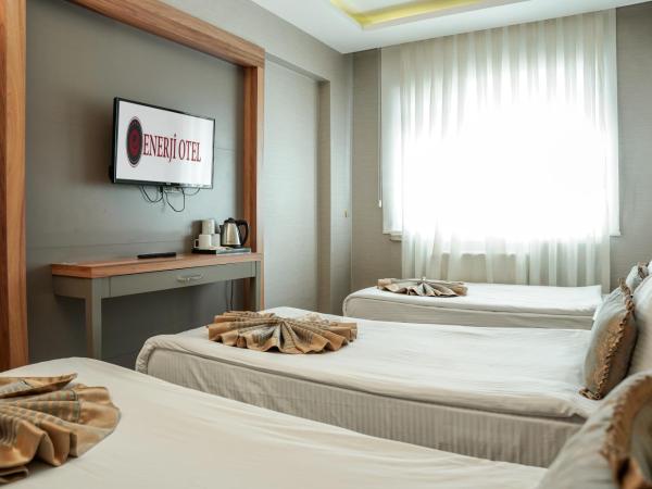 Enerji Otel : photo 4 de la chambre chambre triple basique