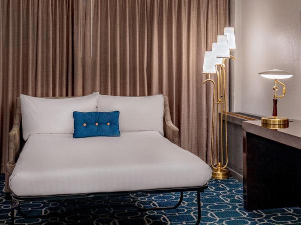 Hotel Adagio, Autograph Collection : photo 3 de la chambre chambre lit king-size supérieure