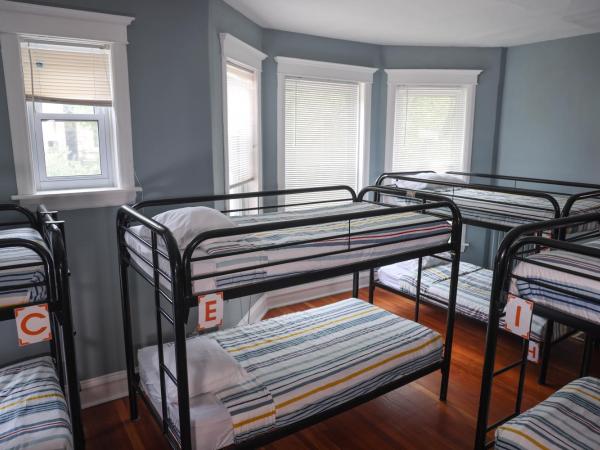 Wrigley Hostel - Chicago : photo 4 de la chambre lit dans dortoir mixte de 10 lits