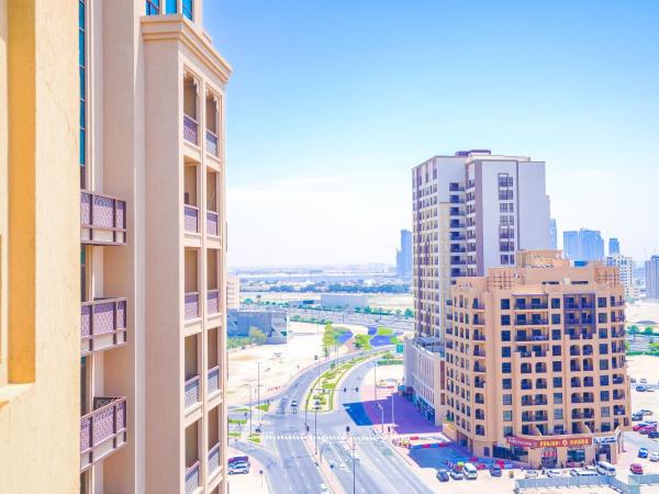 Palette Royal Reflections Hotel and Spa Dubai : photo 10 de la chambre suite exécutive
