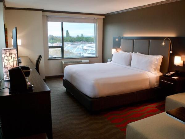 Holiday Inn Vancouver Airport Richmond, an IHG Hotel : photo 5 de la chambre chambre lit king-size standard