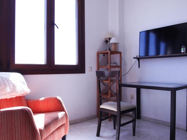 SE - Peaceful Shiny Apartment Near Fibes : photo 10 de la chambre studio
