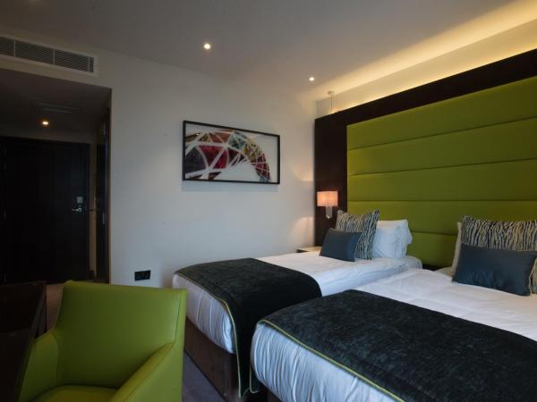 St George's Hotel - Wembley : photo 3 de la chambre chambre deluxe double ou lits jumeaux