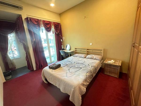 Seladah Stay : photo 10 de la chambre chambre double avec salle de bains commune