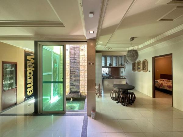 Seladah Stay : photo 1 de la chambre chambre familiale avec salle de bains privative