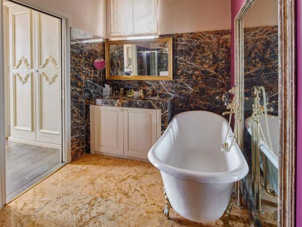 Palazzo Vecchio Taormina : photo 4 de la chambre suite junior - vue sur mer