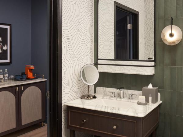 Hotel Vesper, Houston, a Tribute Portfolio Hotel : photo 6 de la chambre chambre standard avec 2 lits queen-size