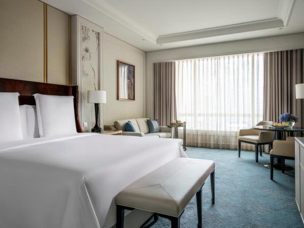 Four Seasons Hotel Macao : photo 1 de la chambre chambre lit king-size deluxe