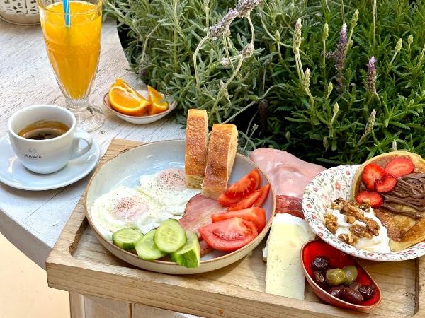 Numa Suites & Lofts Athens : photo 2 de la chambre chambre lits jumeaux Économique