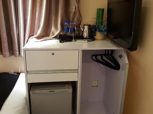 Seasons Hotel - Causeway Bay : photo 5 de la chambre chambre double supérieure