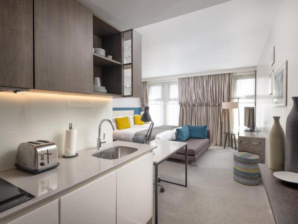 Staybridge Suites London-Vauxhall, an IHG Hotel : photo 7 de la chambre studio twin suite with kitchenette